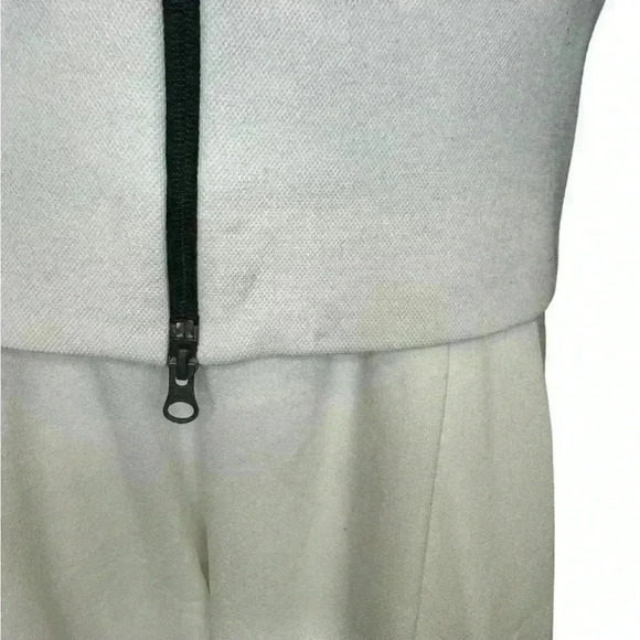 Adidas Women’s ZNE Jacket With Thumb Holes In White Color. - Picture 7 of 14